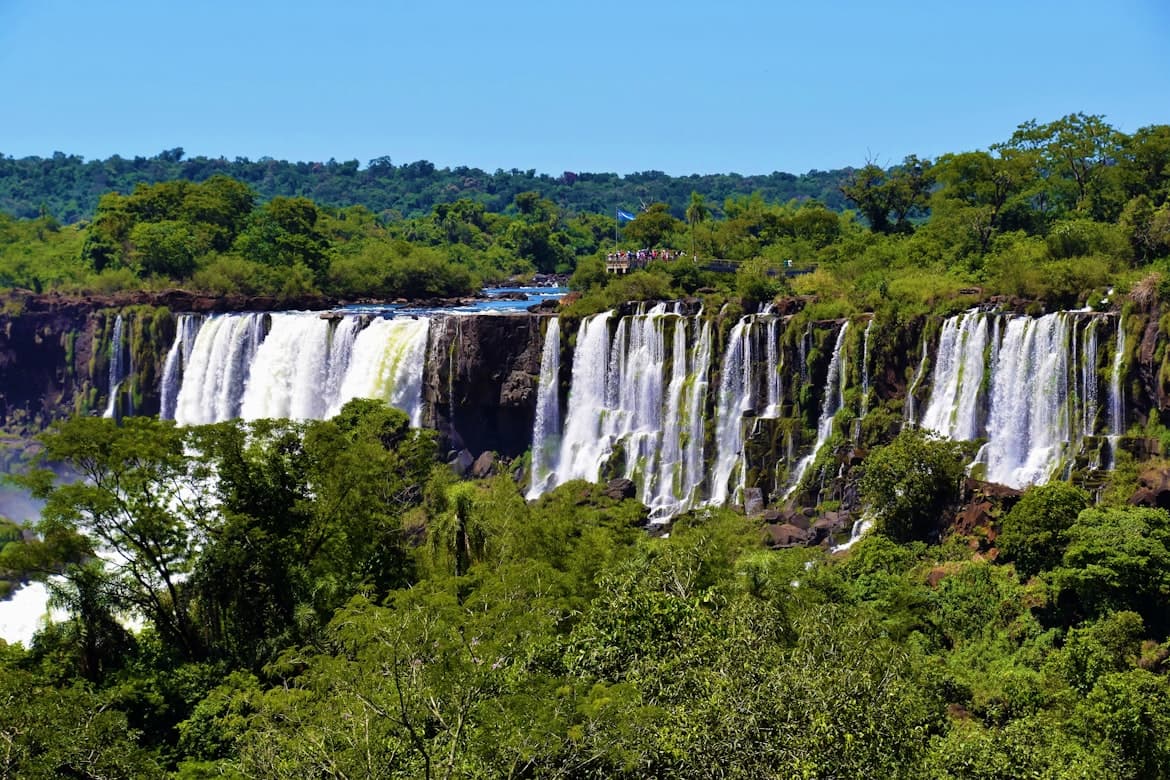 Cataratas del Iguazú · 6 Días / 3 Noches